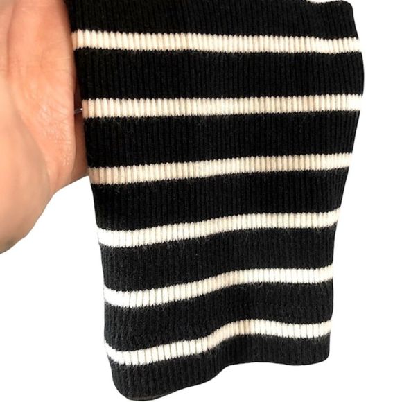 Lauren Ralph Lauren Size M Black and White Striped Cotton Knit Top Zip Shoulder - Picture 6 of 8